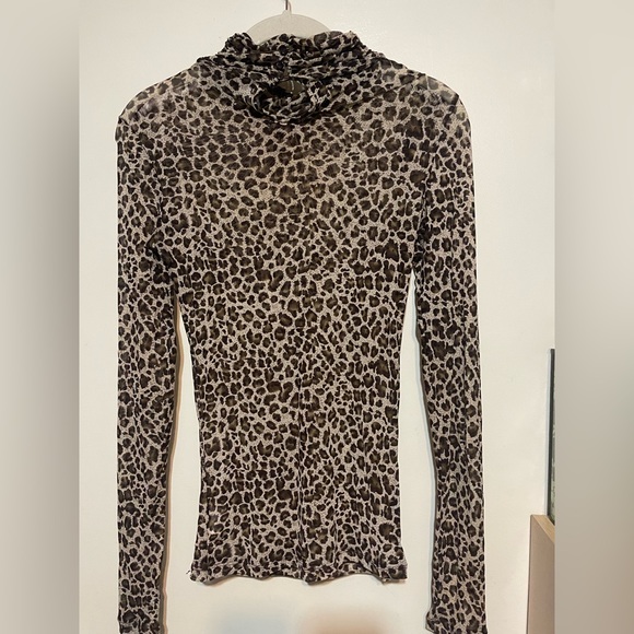 Tristan - Picture 1 of 3